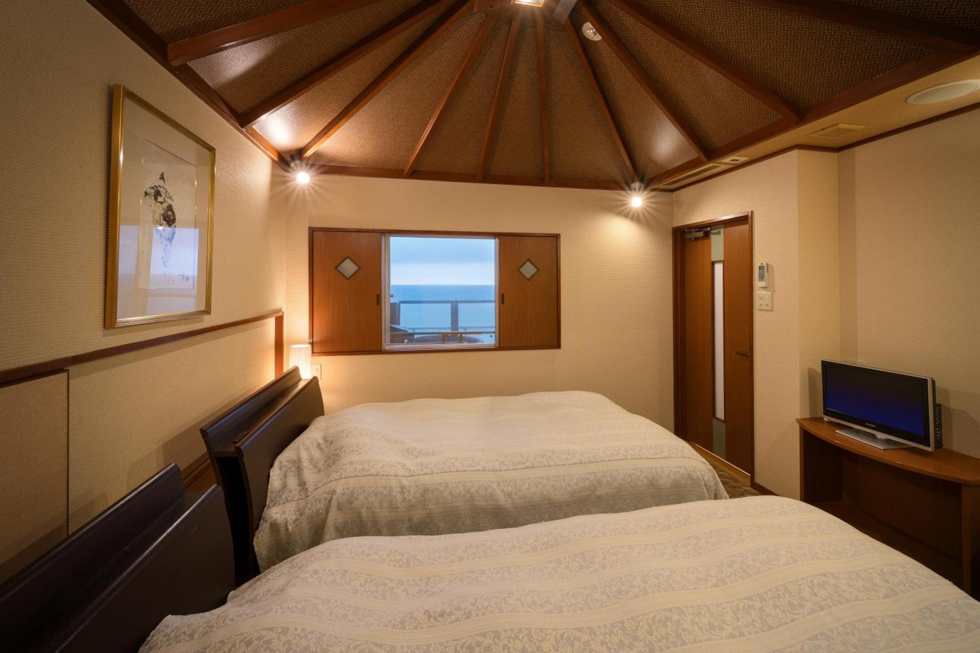 Yura Onsen Yaotome Hotel Tsuruoka Exterior photo